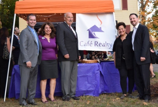 cafe-realty-grand-opening-partners-with-mayor